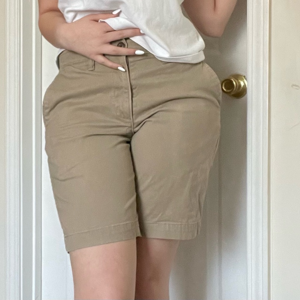 long khaki shorts (oversized)